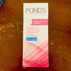 FREE w/bundle Ponds Beauty Cream